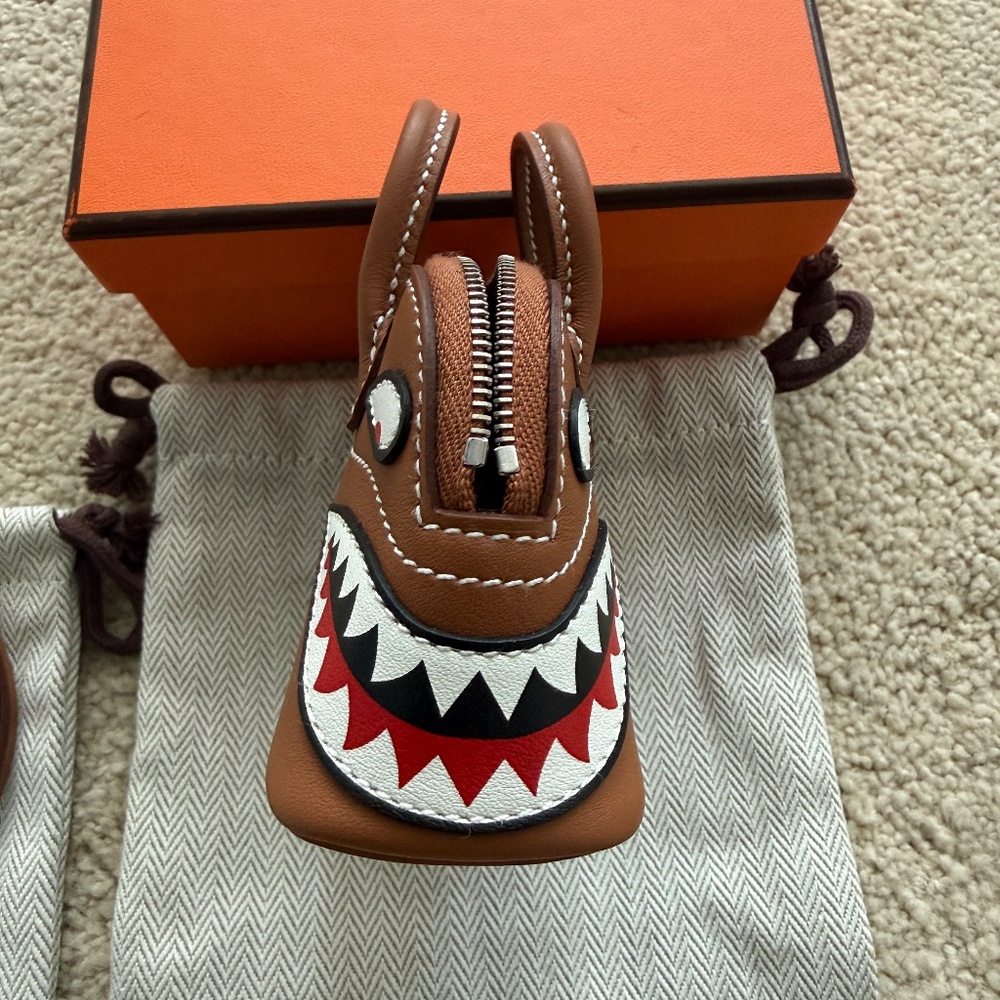 Hermès Mini Bolide Shark Bag Charm Black and White Swift Palladium Hardware  NIB - Picture 4 of 16